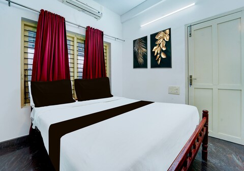 Hotel O Chembumukku Kakkanad