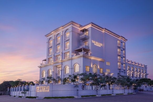 Hotel Hillock Ahmedabad