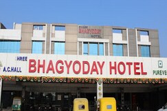 Shree Bhagyoday Hotel, Surendranagar, Gujarat Shree Bhagyoday Hotel, Surendranagar, Gujarat
