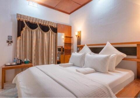 Biosphere by Hawks Hotels Kamadhoo