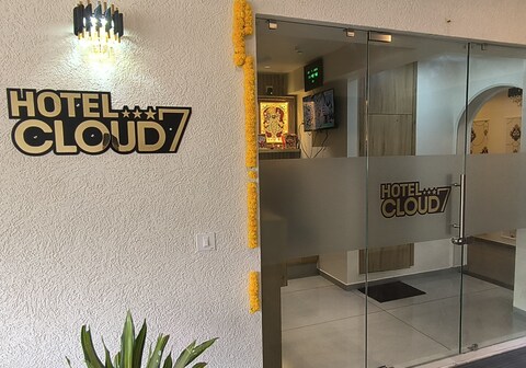 Hotel Cloud7
