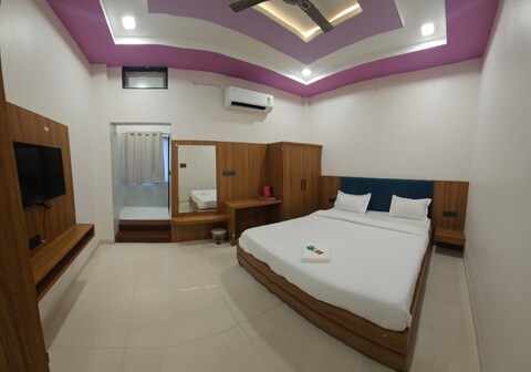 Hotel Sagar and Restaurant