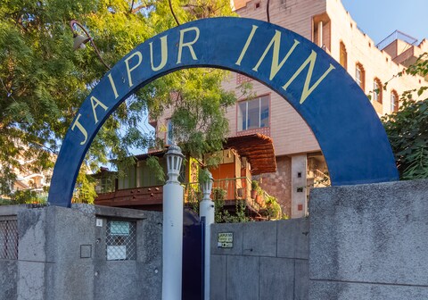 Jaipur Inn