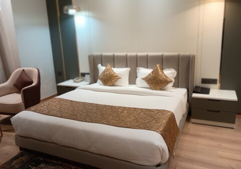 Shri Rudra Residency