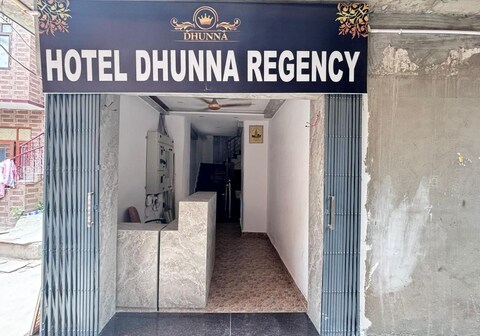 HOTEL DHUNNA REGENCY