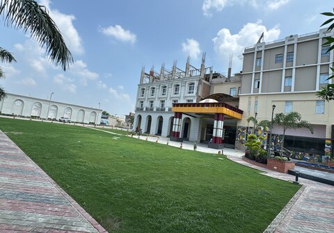 Ram Bhawan Ram Yamuna Prasad Hotel & Resort