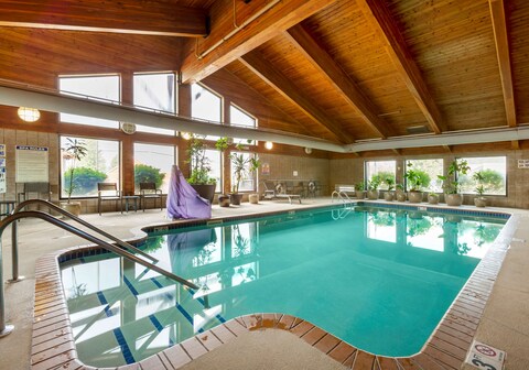 Best Western Plus McCall Lodge & Suites