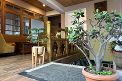 Hellos Home, Pelling Hellos Home, Pelling