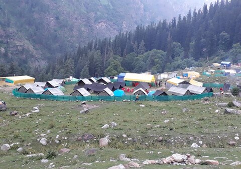 Kheer Ganga trekking camps