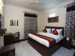 OYO 9299 DLF Phase 4, Delhi OYO 9299 DLF Phase 4, Delhi