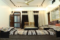 Anugrah Homestay | City Centre | WIFI, Dehradun Anugrah Homestay | City Centre | WIFI, Dehradun
