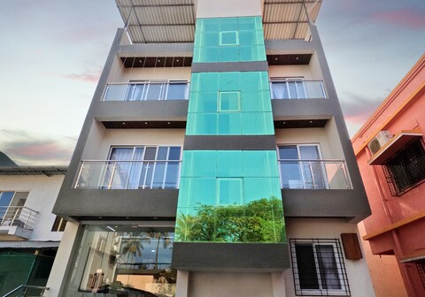 Janardan Holiday Inn