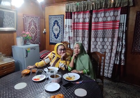 The Bombay Heritage Group of Houseboats