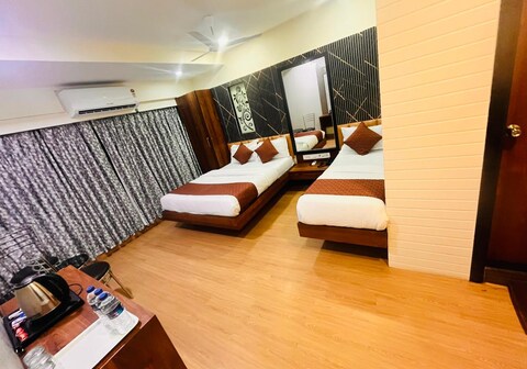 Hotel ABRAJ INN Luxurious Stay