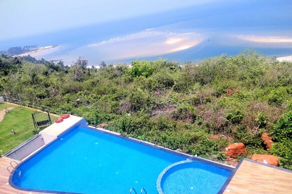Sea Horizon Resort