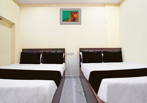 Super Hotel O Rajmahal