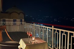 Ferozi House x Padm Lakshmi Palace, Arki., Arki Ferozi House x Padm Lakshmi Palace, Arki., Arki