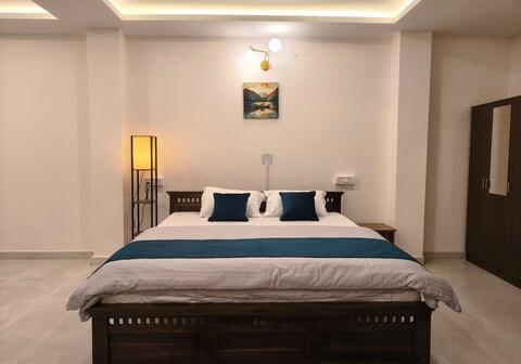 Leafyinn Premium Homestays - Aura