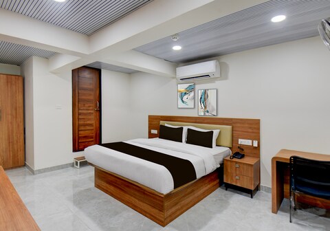 Super Hotel O Pune Kasarwadi Railway Station