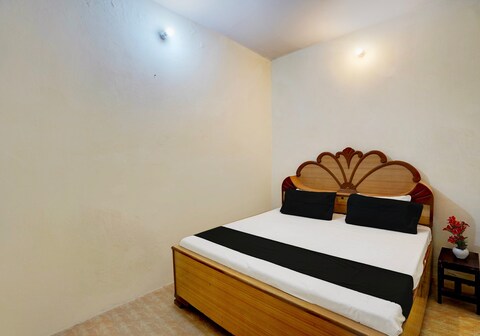 Hotel O Vrindavan guest house