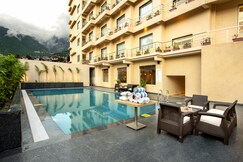 Ramada by Wyndham Katra Station Road, Katra Ramada by Wyndham Katra Station Road, Katra