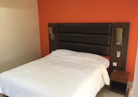 souza lopes comforts