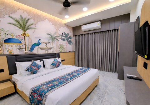 Hotel Matrushree - Near Shree Dwarkadhish Temple