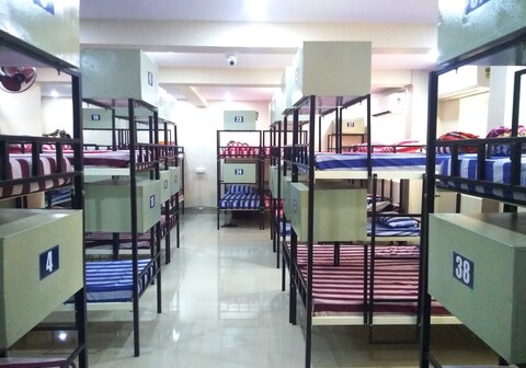 SLEEP WELL AC DELUXE DORMITORY