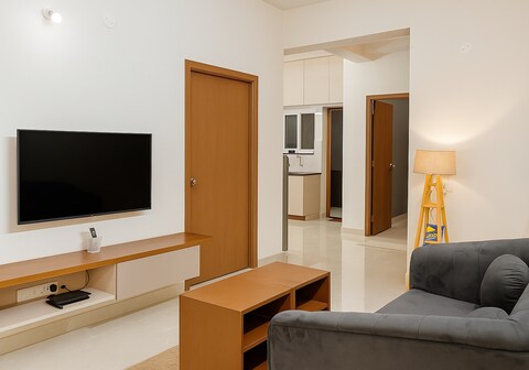 Cozy and Peaceful Entire 2Bhk near US consulate