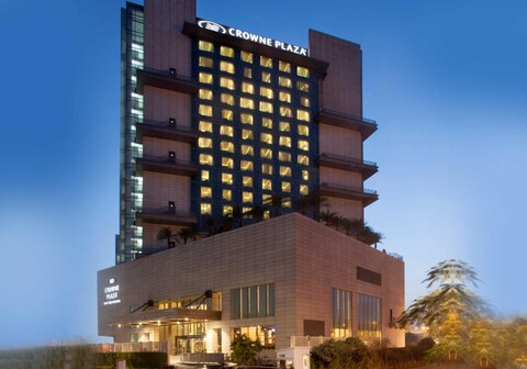 Crowne Plaza Rohini New Delhi, An IHG Hotel