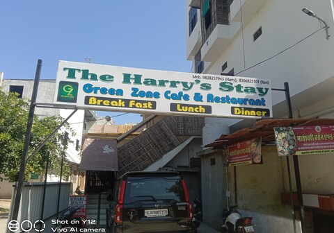 The Harry's Stay