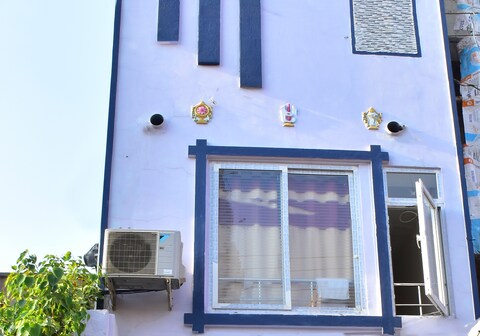 Sri Govindaraja Swamy Residency