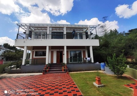 The Ashraya | Rooms & Caretaker