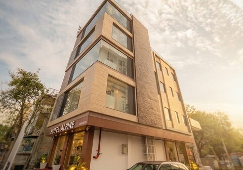 Hotel Alpine