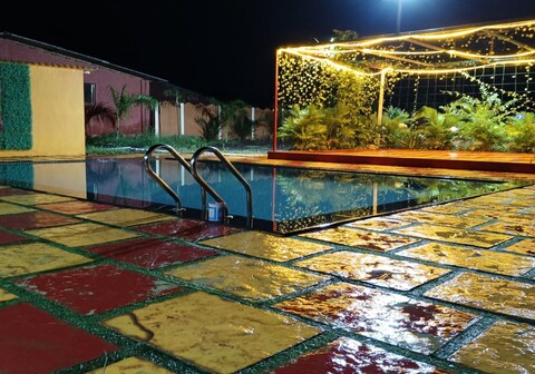 Sun & Moon Farms & Resort Karjat