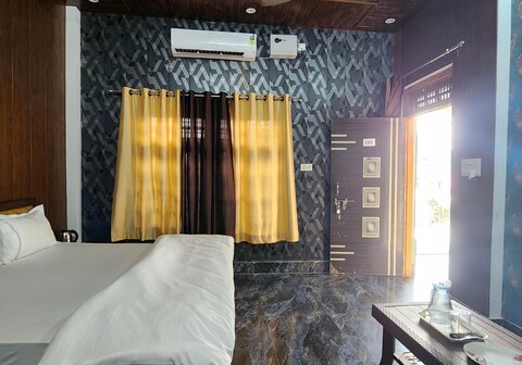 Prabhu Hrdiya Dham Homestay