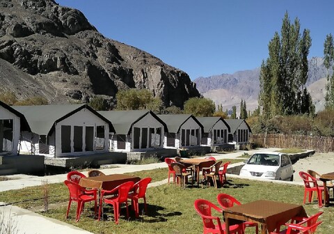 Nubra Summer Camp | Rooms & Guided Treks