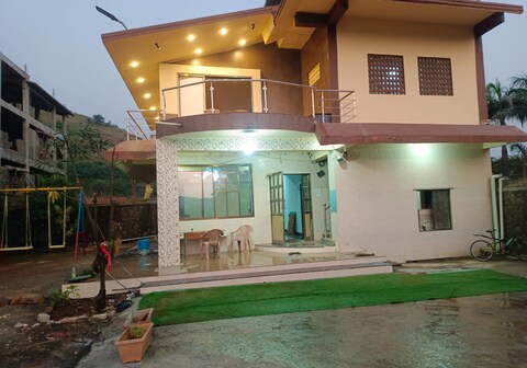 Mangaltar farm house
