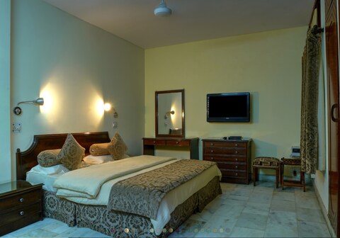 Harmony Suites Service Apartment