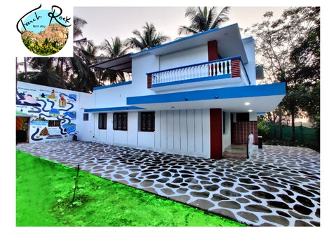 French Rock Farmstay