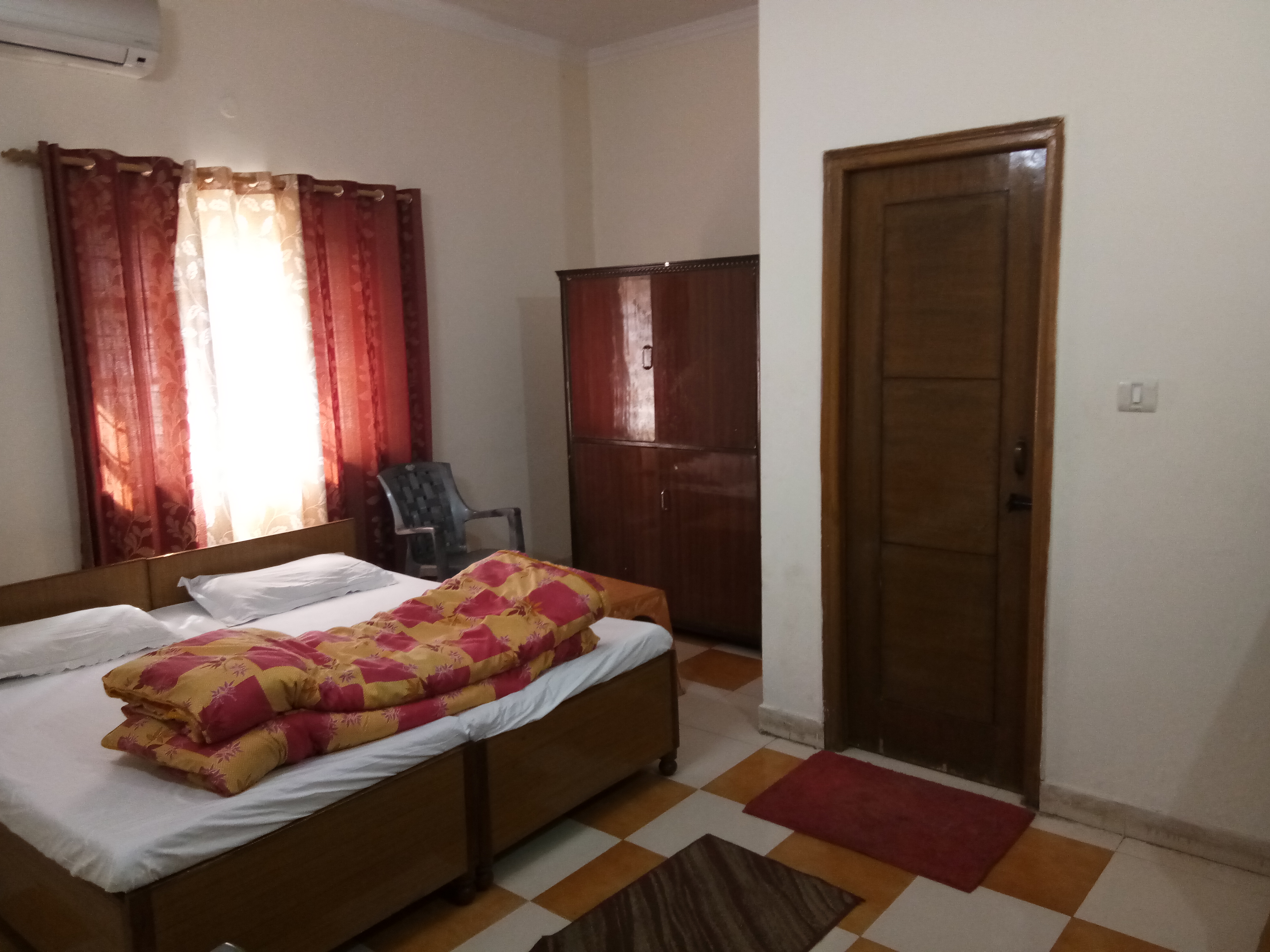 The Solitaire  Dehradun  INR 1501 OFF   5  5  0  0   Best Offers The