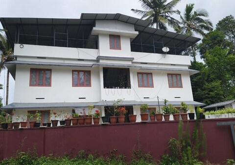 Souparnika Lakeview Homestay