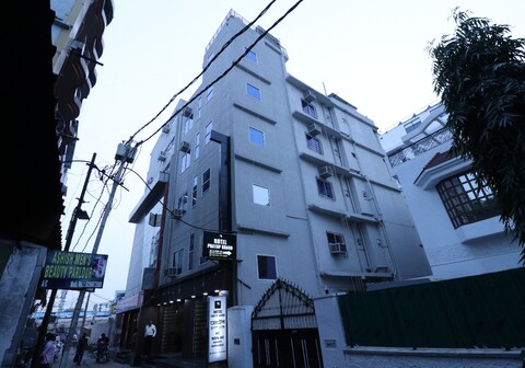 Hotel Pratap Grand