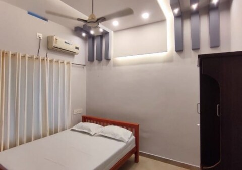 Thaikkatukara Residency