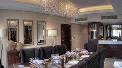 Crowne Plaza Dubai Deira, Dubai Crowne Plaza Dubai Deira, Dubai