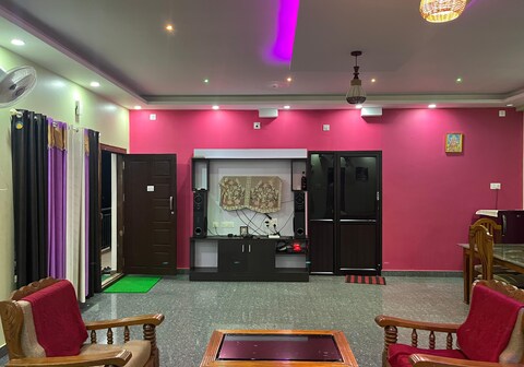 Samrudhi Service Apartment