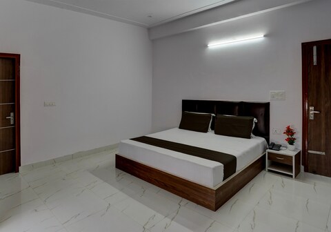 Hotel O Kanak Residency
