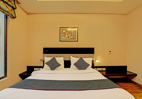 Townhouse Tipsyy Inn 16