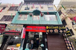 Hotel Hari Ganga @Harkipauri Road, Haridwar Hotel Hari Ganga @Harkipauri Road, Haridwar