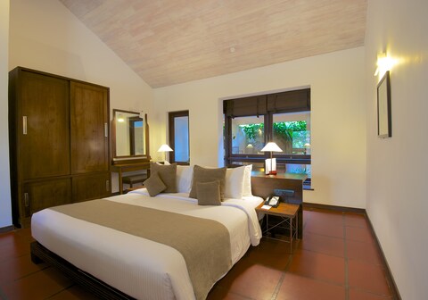 Jetwing Lagoon Wellness, A Luxury Reserve